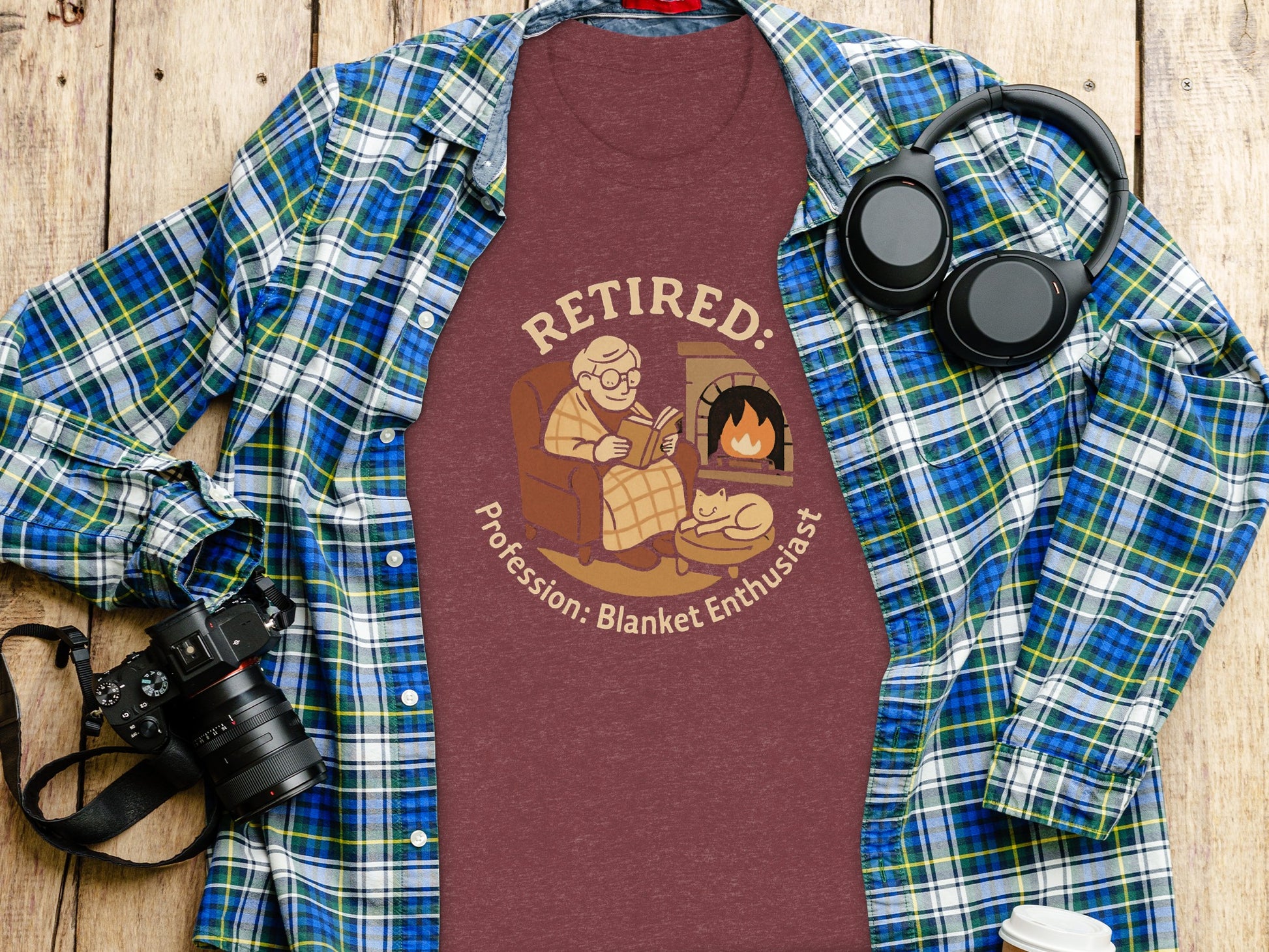 Retired: Profession: Blanket Enthusiast | Cozy Graphic | Dark Heaterh Color Bella T-Shirts - Retiree Gifts Retirement Party